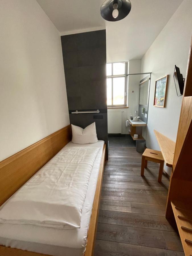 Fronveste Das Alte Knasthaus Meiningen Eksteriør bilde